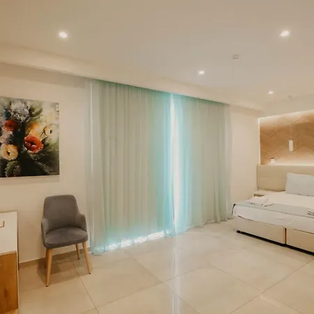 Hai Hotel לרנקה