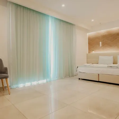 מלון Hai Hotel לרנקה
