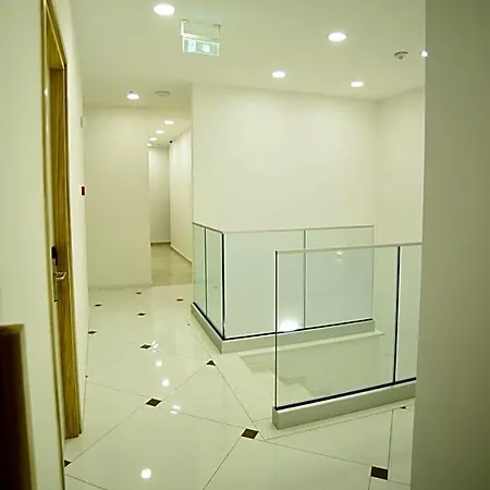 Hai Hotel מלון לרנקה
